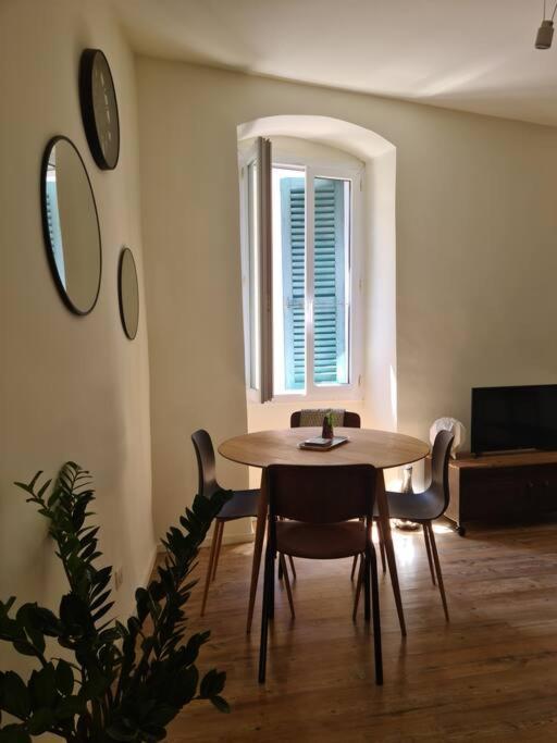 Ferienwohnung Cocooning Au Coeur De La Cite Imperiale Ajaccio  Exterior foto